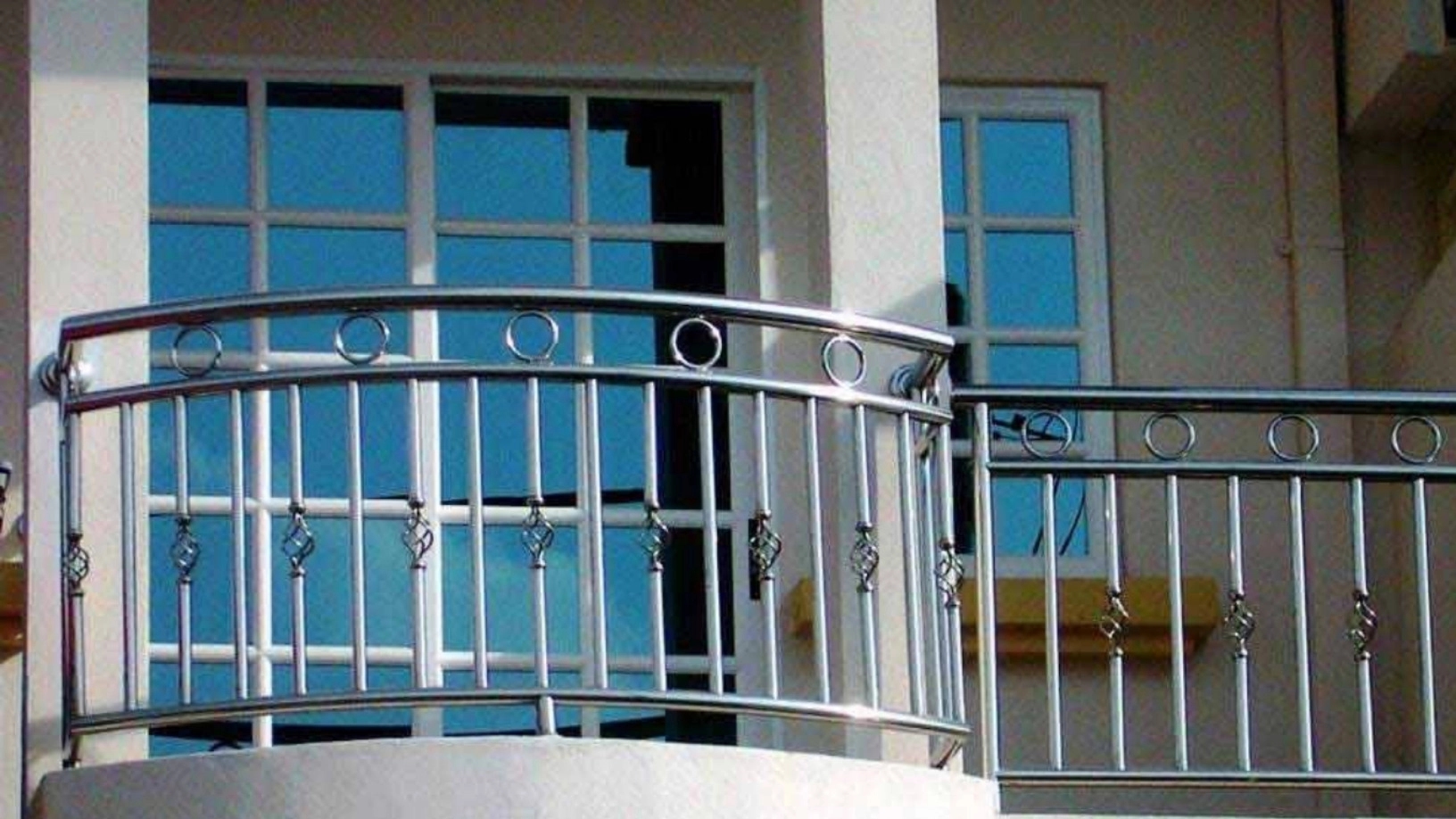 Çelik çit ve ekipmanlarının avantajları